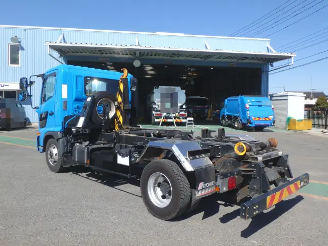 日野 レンジャー 2KG-FC2ABA(2WD)の写真2