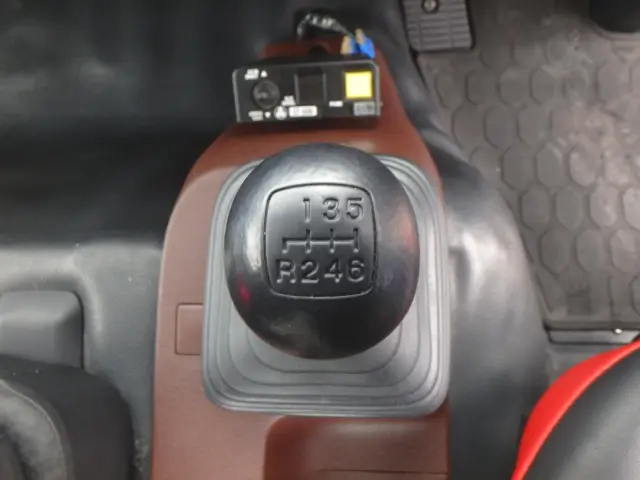 日野 レンジャー 2KG-FC2ABA(2WD)の写真25