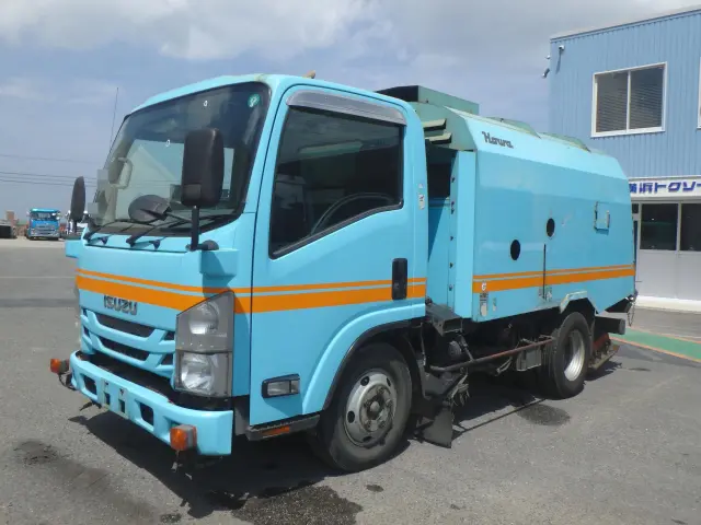 いすゞ エルフ TPG-NMR85N(2WD)の写真1