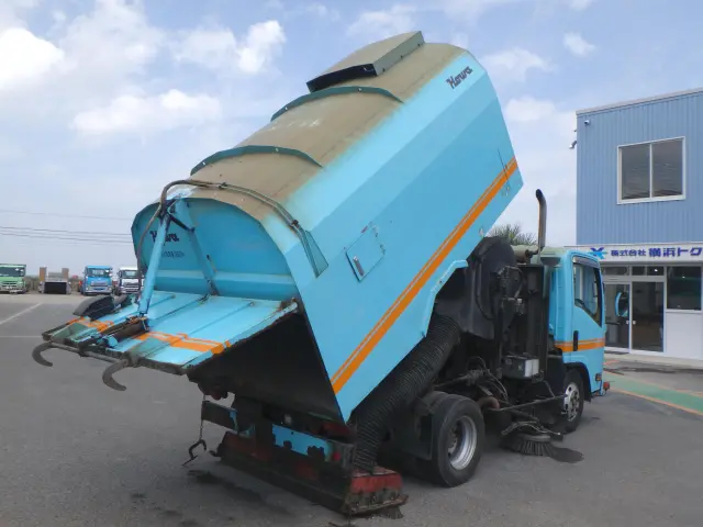 いすゞ エルフ TPG-NMR85N(2WD)の写真5