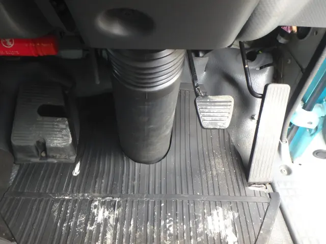 いすゞ エルフ TPG-NMR85N(2WD)の写真27