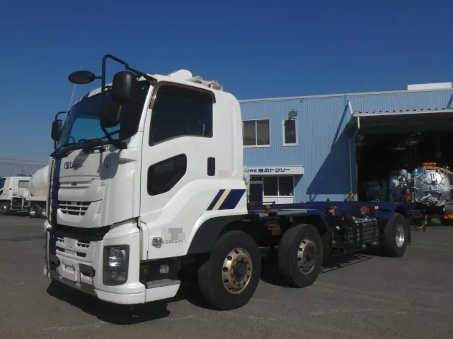 いすゞ ギガ QKG-CYE60BM(6x4)の写真1