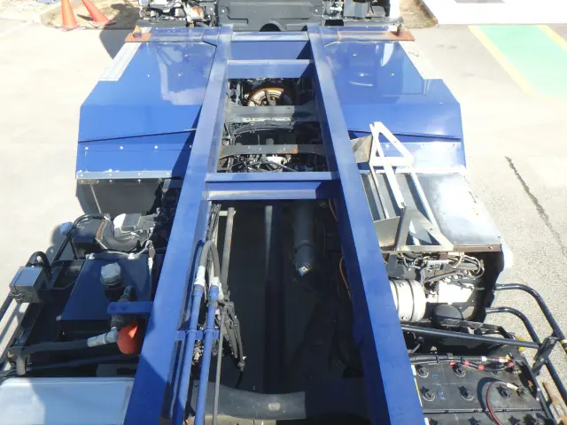 いすゞ ギガ QKG-CYE60BM(6x4)の写真6