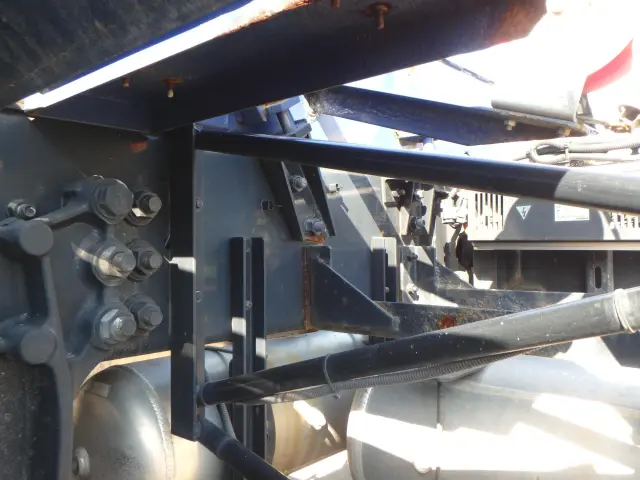 いすゞ ギガ QKG-CYE60BM(6x4)の写真13