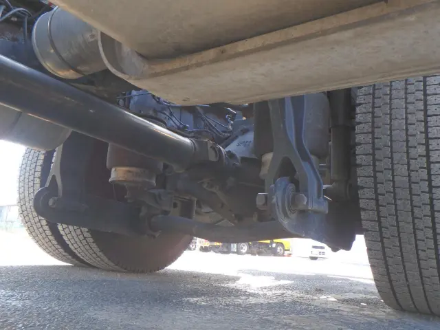 いすゞ ギガ QKG-CYE60BM(6x4)の写真14