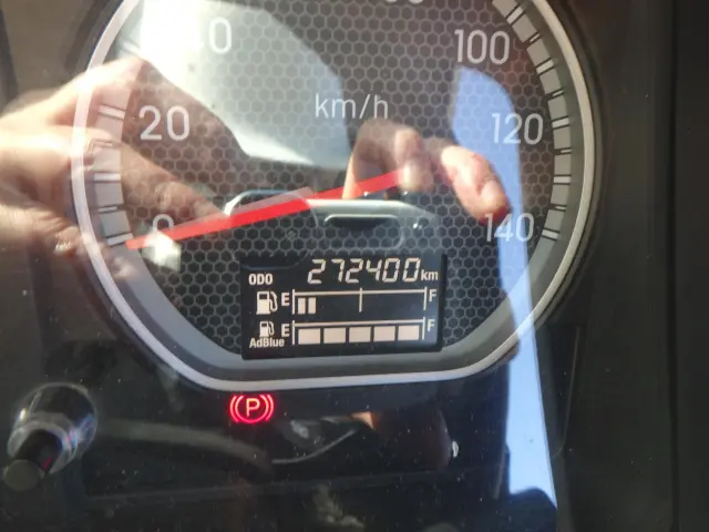 いすゞ ギガ QKG-CYE60BM(6x4)の写真20