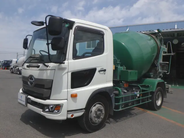 日野 レンジャー 2KG-FJ2ABA(2WD)の写真1