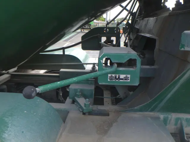 日野 レンジャー 2KG-FJ2ABA(2WD)の写真6