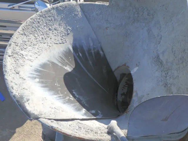 日野 レンジャー 2KG-FJ2ABA(2WD)の写真9