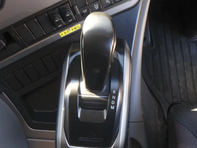 UD クオン 2RG-GK5DAB(2WD)の写真24