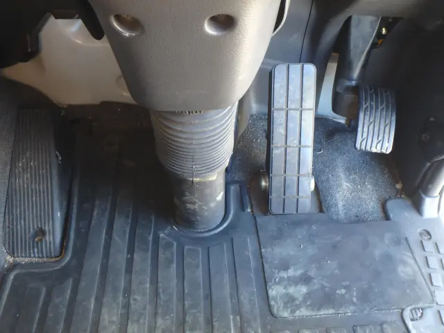 UD クオン 2RG-GK5DAB(2WD)の写真25