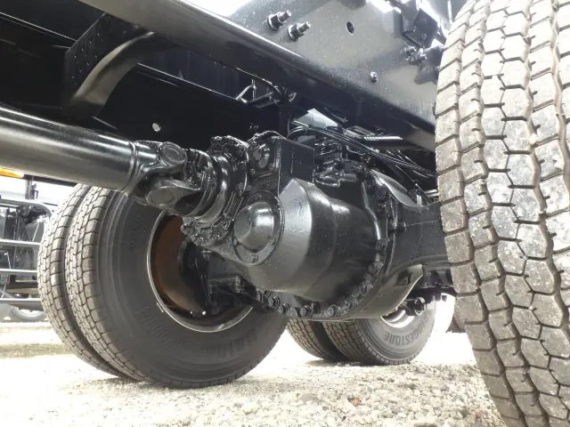 UD クオン 2RG-CW5FL(6x4)の写真15
