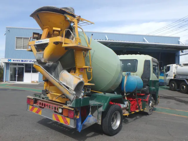 いすゞ フォワード TKG-FRR90S2(2WD)の写真4