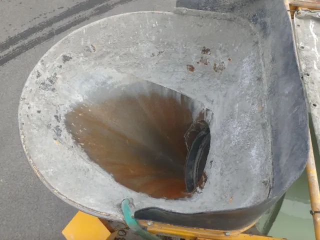 いすゞ フォワード TKG-FRR90S2(2WD)の写真8