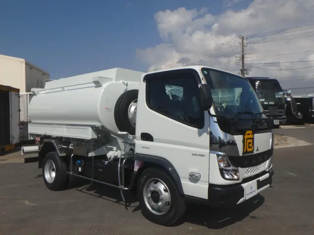 三菱 キャンター 2PG-FEA80(2WD)の写真3