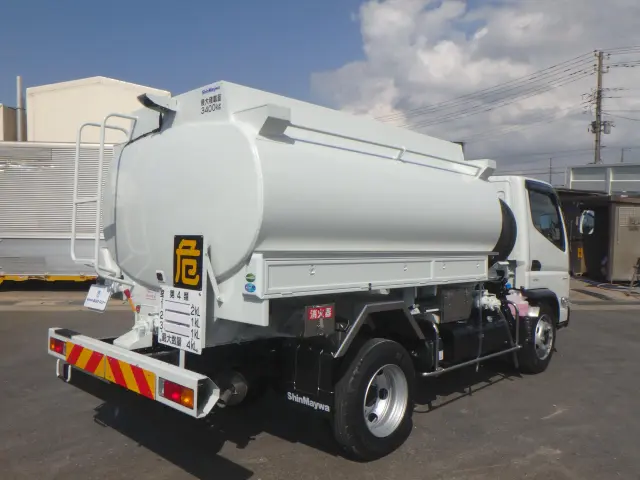 三菱 キャンター 2PG-FEA80(2WD)の写真4