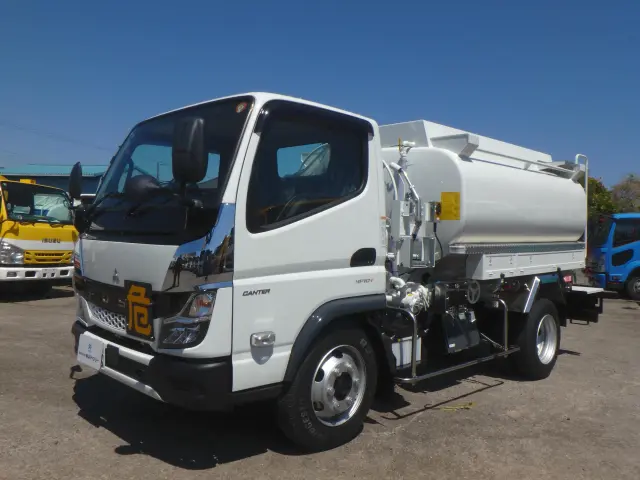 三菱 キャンター 2PG-FEA80(2WD)の写真1