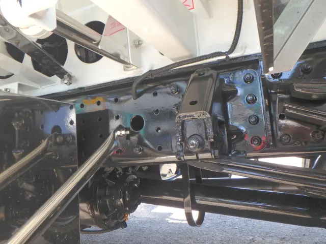 三菱 キャンター 2PG-FEA80(2WD)の写真15