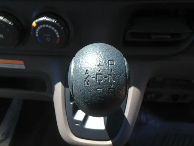 三菱 キャンター 2PG-FEA80(2WD)の写真24