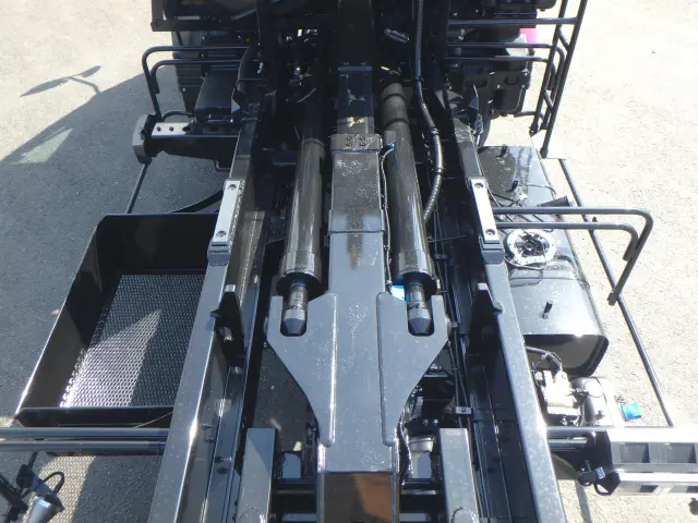 三菱 キャンター 2PG-FEBS0(2WD)の写真7