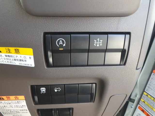 三菱 キャンター 2PG-FEBS0(2WD)の写真20