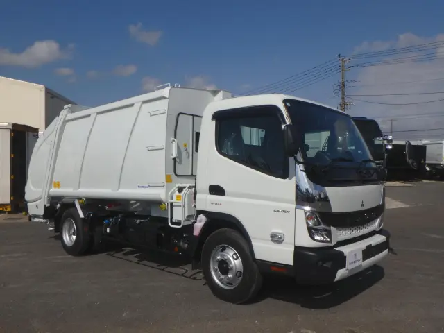 三菱 キャンター 2PG-FEB90(2WD)の写真3