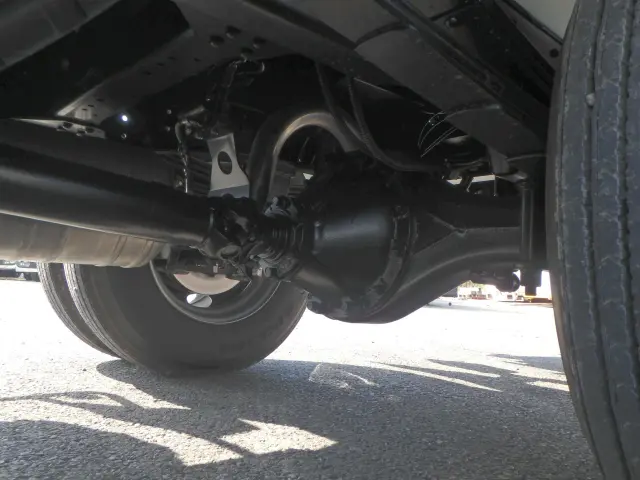 三菱 キャンター 2PG-FEB90(2WD)の写真16