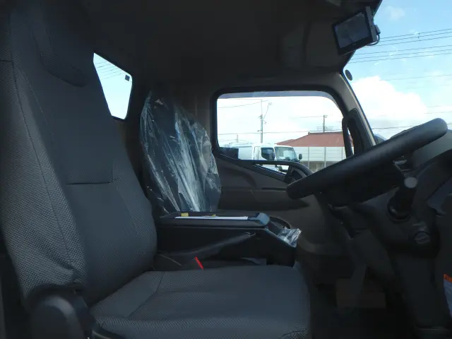 三菱 キャンター 2PG-FEB90(2WD)の写真19