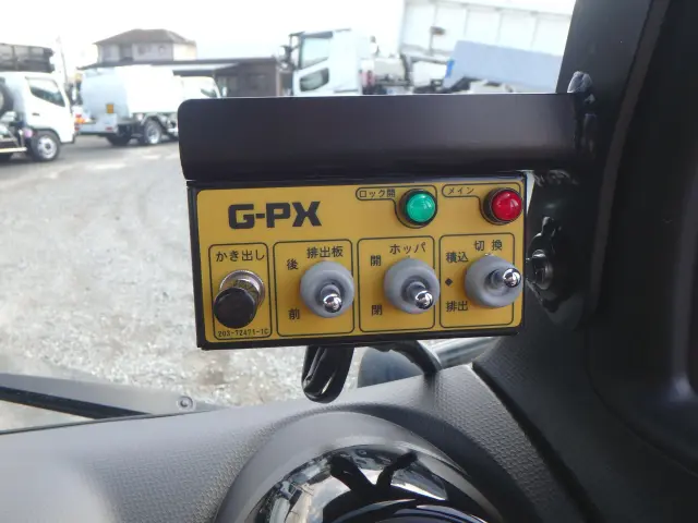 三菱 キャンター 2PG-FEB90(2WD)の写真22