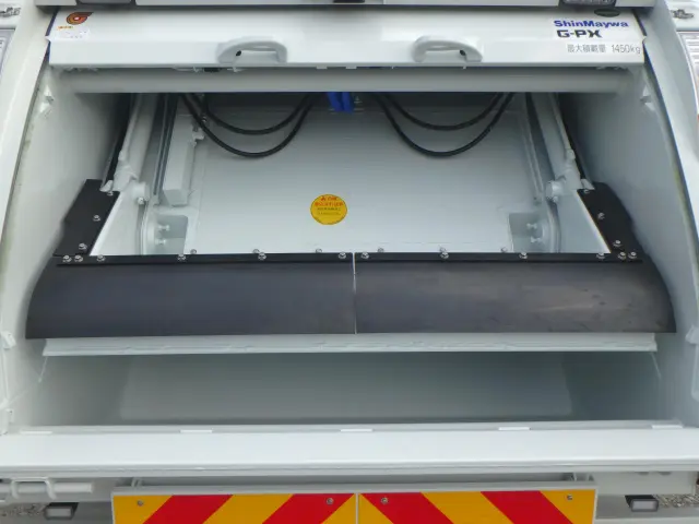 三菱 ファイター 2KG-FK62F(2WD)の写真11