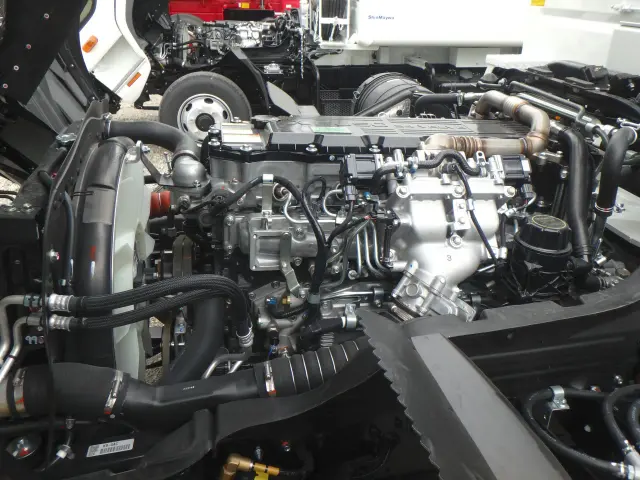 三菱 ファイター 2KG-FK62F(2WD)の写真19