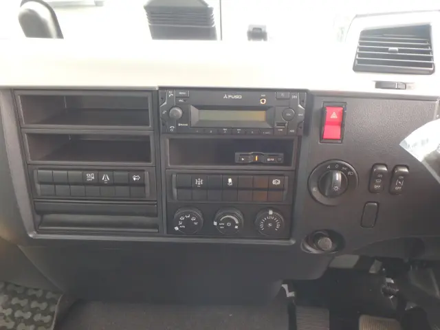 三菱 ファイター 2KG-FK62F(2WD)の写真25