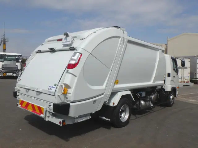 三菱 ファイター 2KG-FK72F(2WD)の写真4