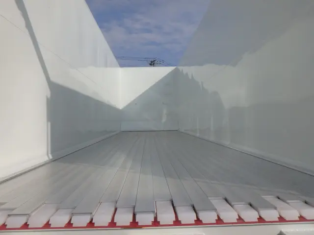 三菱 スーパーグレート 2PG-FS80VZ(8x4)の写真6