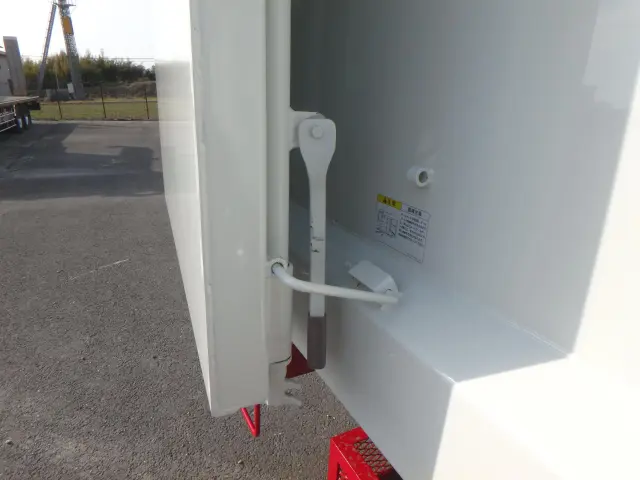 三菱 スーパーグレート 2PG-FS80VZ(8x4)の写真10