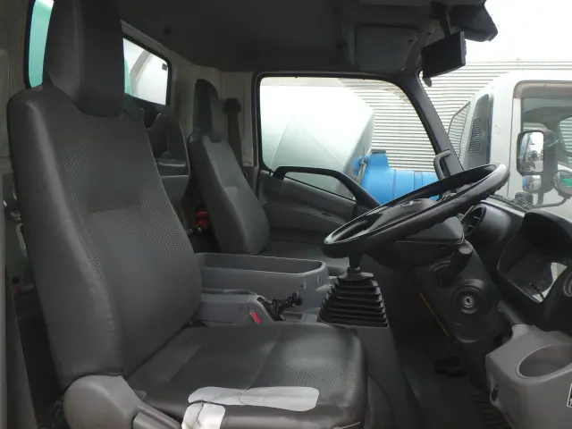 日野 デュトロ 2KG-XZU710M(2WD)の写真19