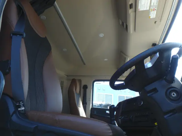 日野 プロフィア 2DG-FS1AGA(6x4)の写真18