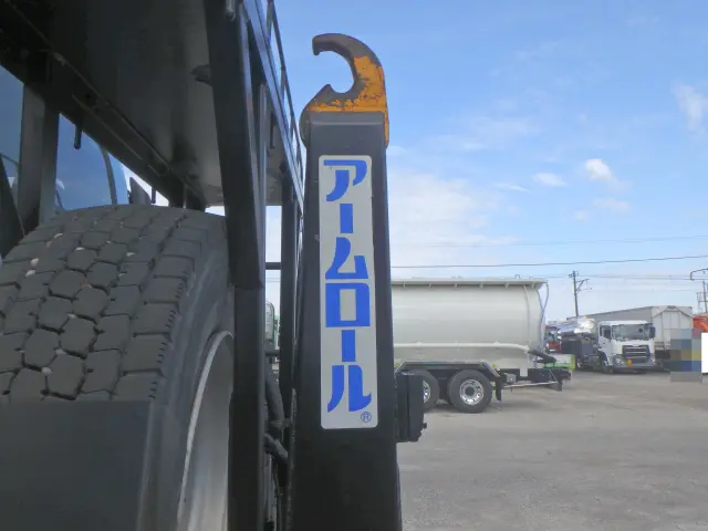 いすゞ フォワード TKG-FRR90S2(2WD)の写真12