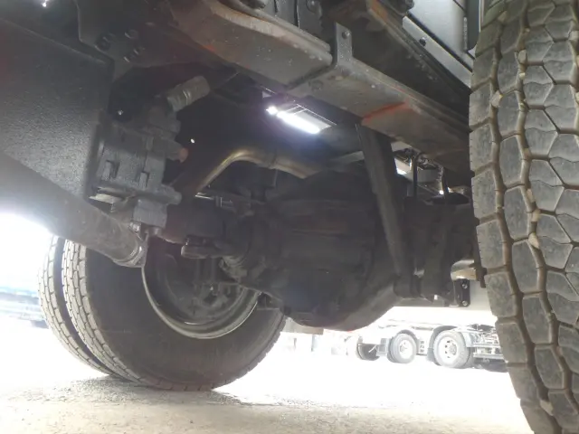 いすゞ エルフ 2PG-NPR88YN(2WD)の写真17