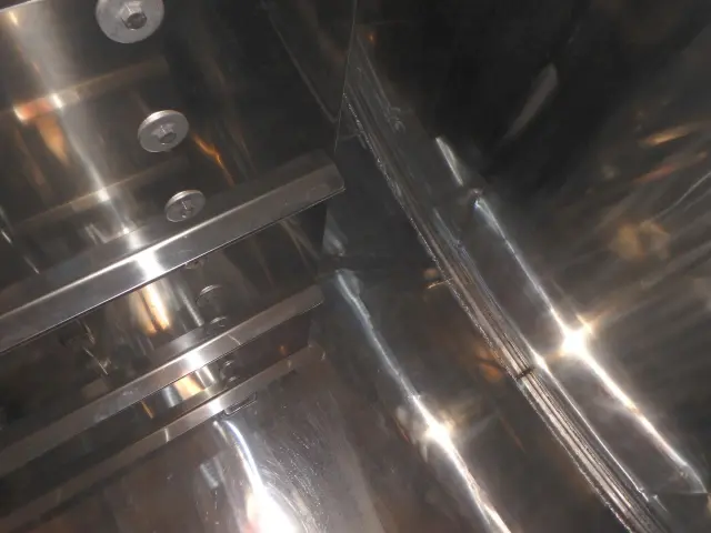 いすゞ ギガ PDG-CYG77P8(6x2)の写真9