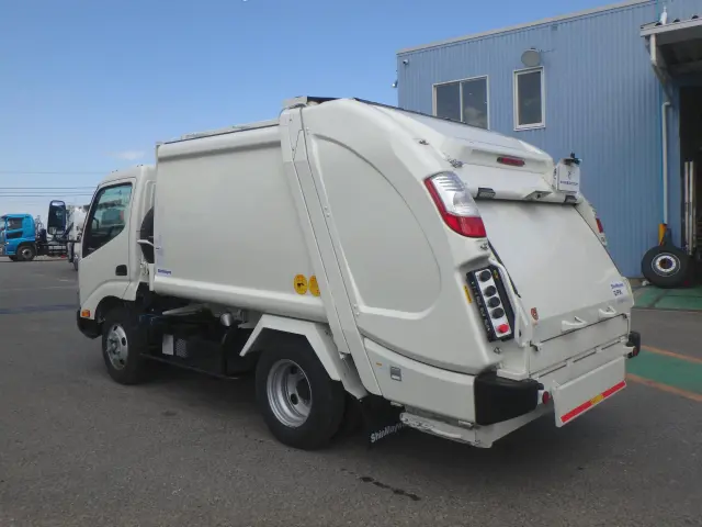 トヨタ ダイナ 2KG-XZU605A(2WD)の写真2