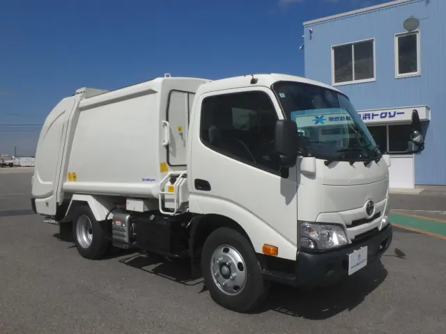 トヨタ ダイナ 2KG-XZU605A(2WD)の写真3