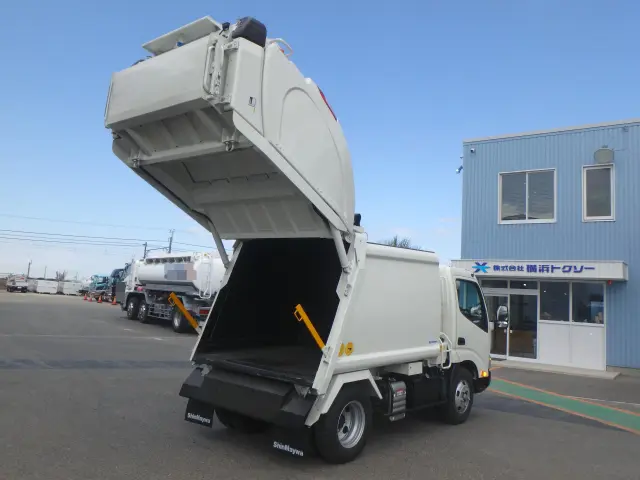 トヨタ ダイナ 2KG-XZU605A(2WD)の写真5