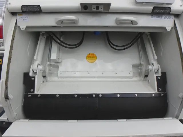 トヨタ ダイナ 2KG-XZU605A(2WD)の写真10