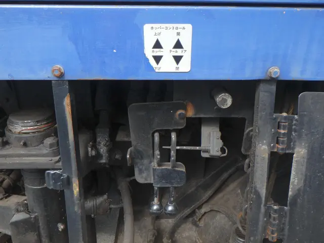 いすゞ フォワード QKG-FVR34U2改(2WD)の写真7