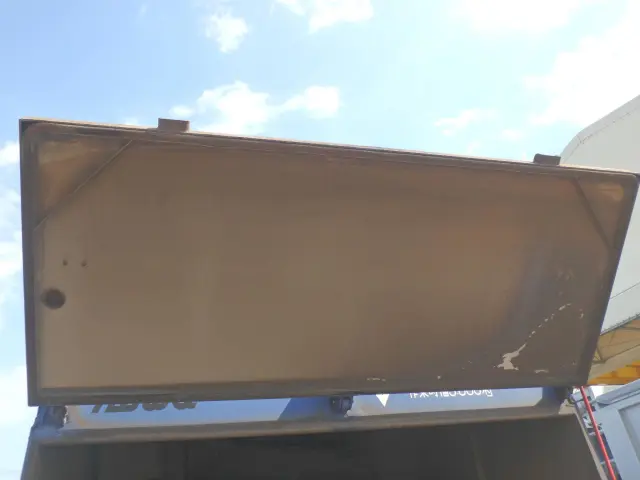 いすゞ フォワード QKG-FVR34U2改(2WD)の写真12