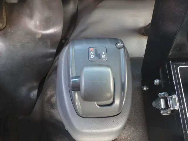 いすゞ フォワード QKG-FVR34U2改(2WD)の写真29