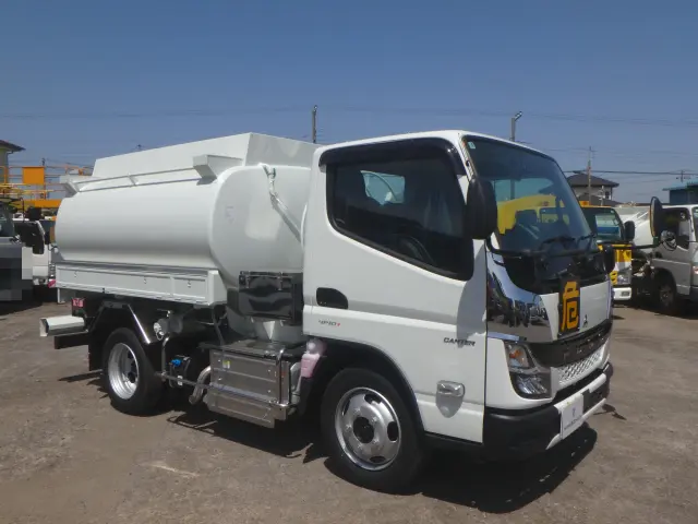 三菱 キャンター 2RG-FGA50(4WD)の写真3