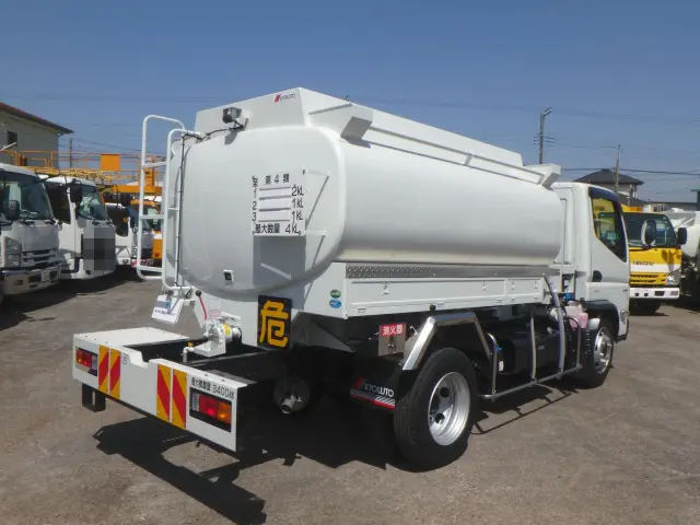 三菱 キャンター 2PG-FEA80(2WD)の写真4