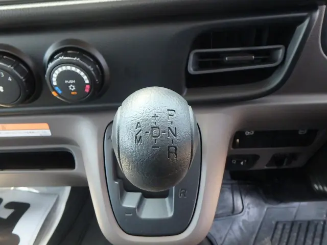 三菱 キャンター 2PG-FEA80(2WD)の写真24